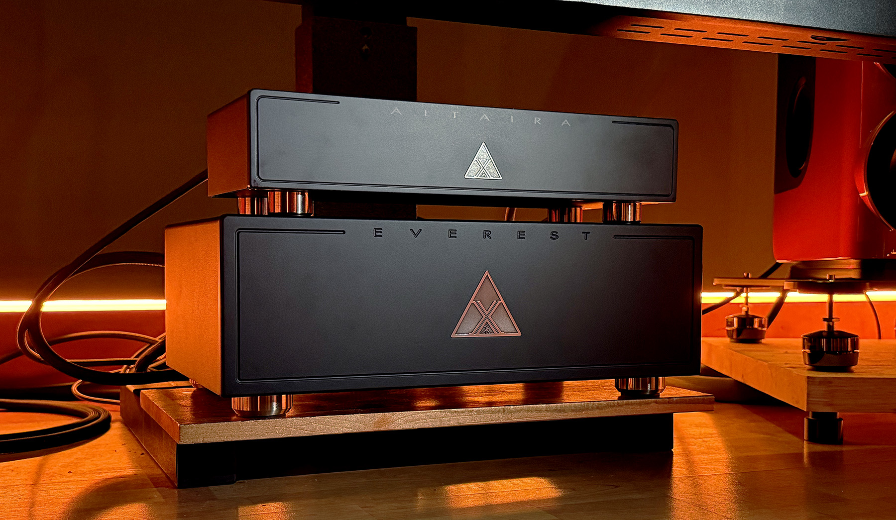 Flux-Everest-Altaira-web